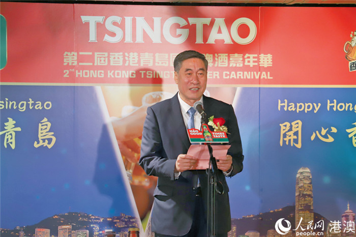 青島啤酒股份有限公司董事長黃克興致辭。人民網(wǎng) 吳宇揚(yáng)揚(yáng)攝