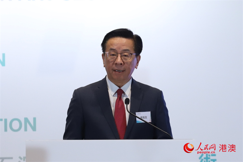 貴州省委常委、宣傳部部長(zhǎng)盧雍政致辭。人民網(wǎng) 陳曉琳 攝