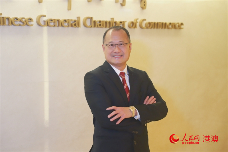 香港中華總商會(huì)會(huì)長(zhǎng)蔡冠深。（人民網(wǎng) 吳宇揚(yáng)揚(yáng) 攝）