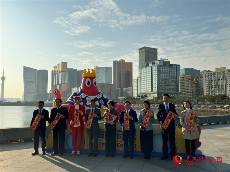 圖為“海濱奇想：龍蝦國(guó)王暢‘游’澳門(mén)”開(kāi)幕式現(xiàn)場(chǎng)。（本報(bào)記者富子梅攝）